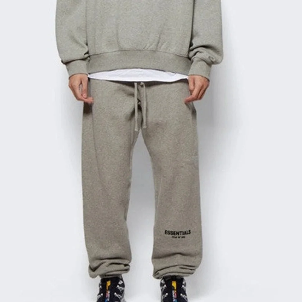 Fear of God Essentials Sweatpants Dark Oatmeal Medium New With Tags